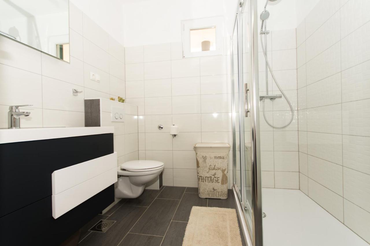 Apartments By The Sea Slatine, Ciovo - 1126 Τρογκίρ Εξωτερικό φωτογραφία