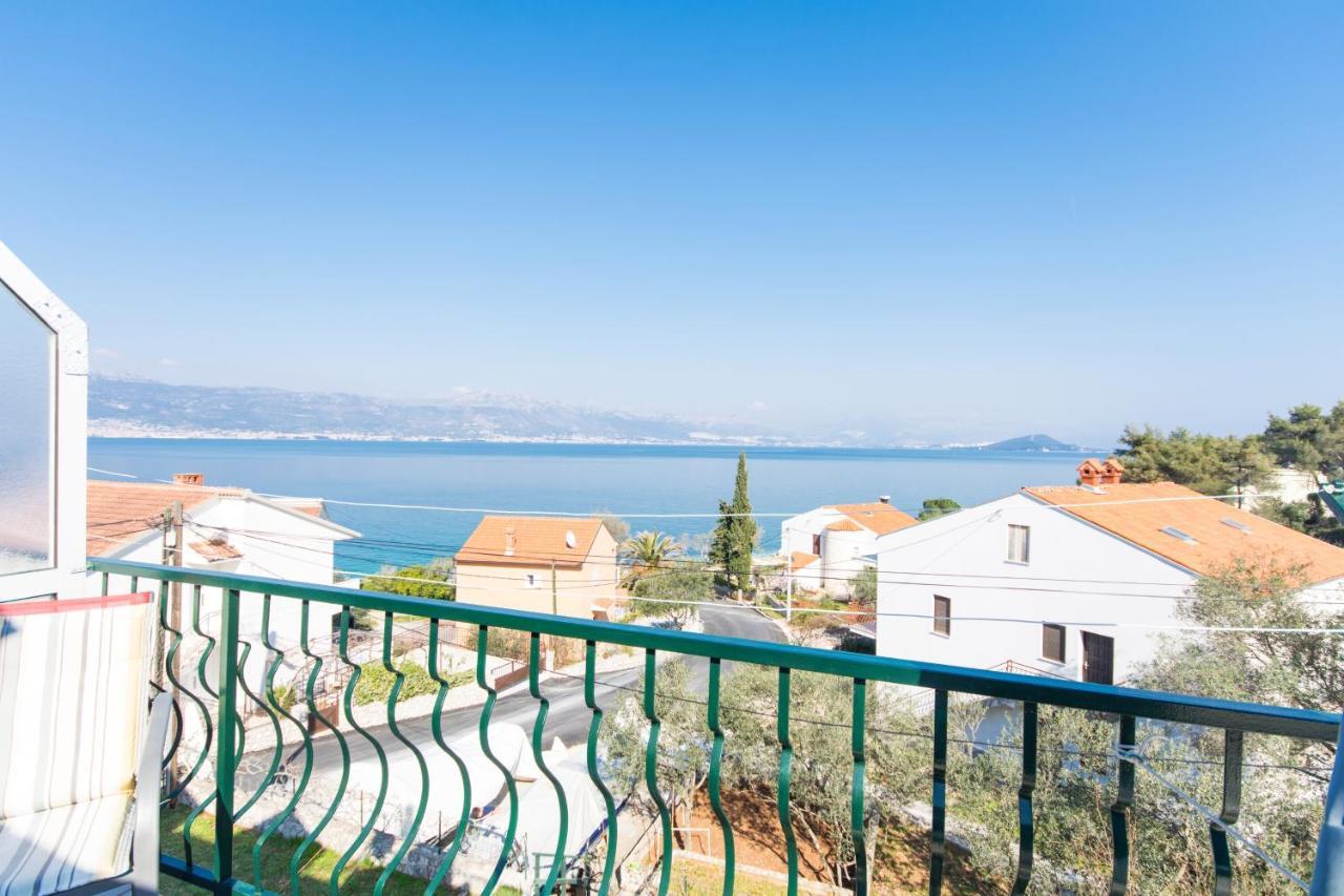 Apartments By The Sea Slatine, Ciovo - 1126 Τρογκίρ Εξωτερικό φωτογραφία