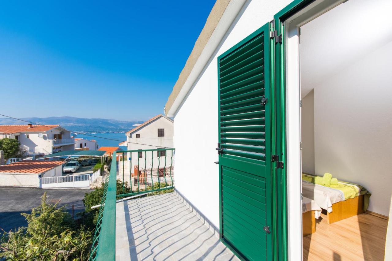 Apartments By The Sea Slatine, Ciovo - 1126 Τρογκίρ Εξωτερικό φωτογραφία