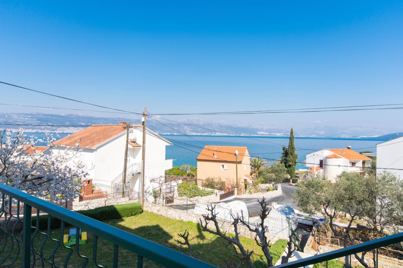 Apartments By The Sea Slatine, Ciovo - 1126 Τρογκίρ Εξωτερικό φωτογραφία
